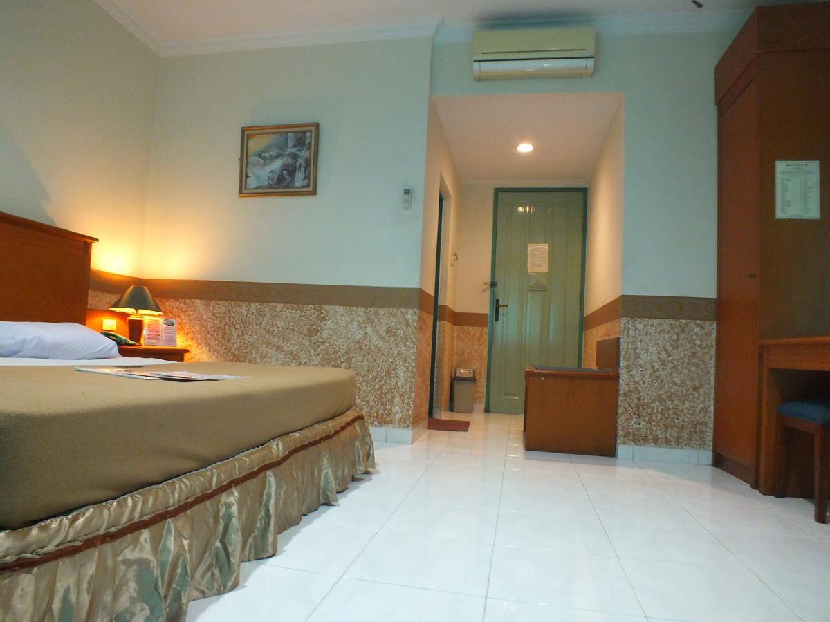 Hotel Puri Kwitang Jakarta Kültér fotó